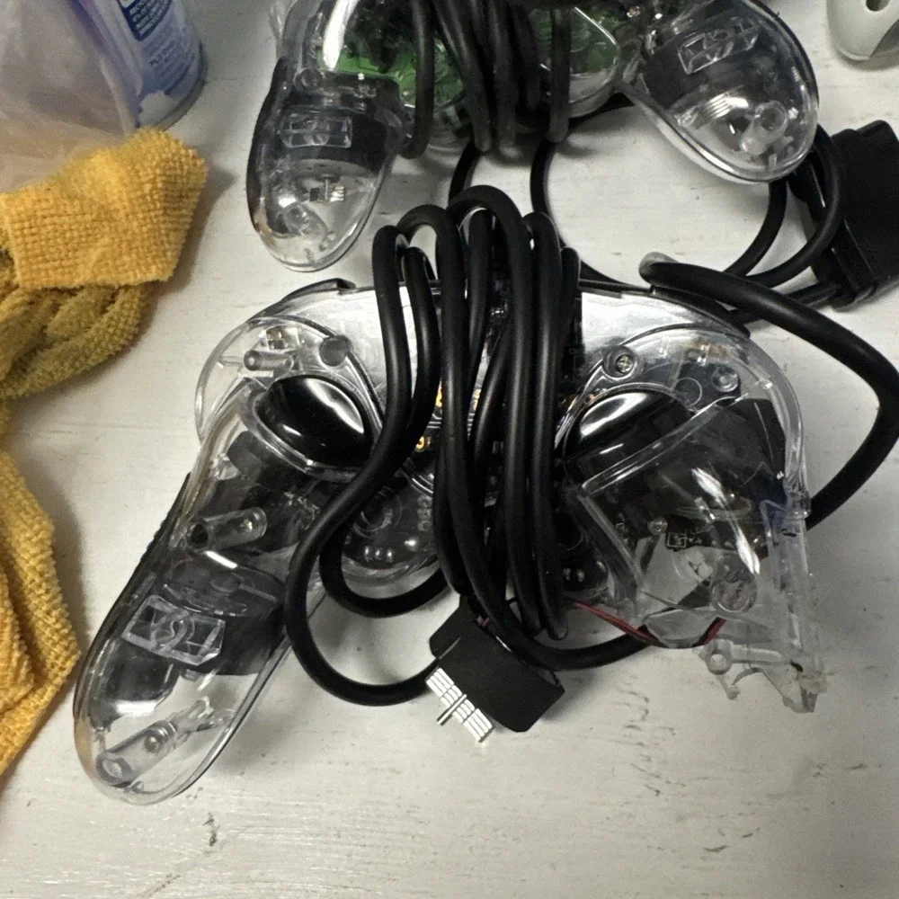 Lot of UNTESTED 8 Controllers‎ Xbox Sony Playstation Game Stop As Is For Parts
